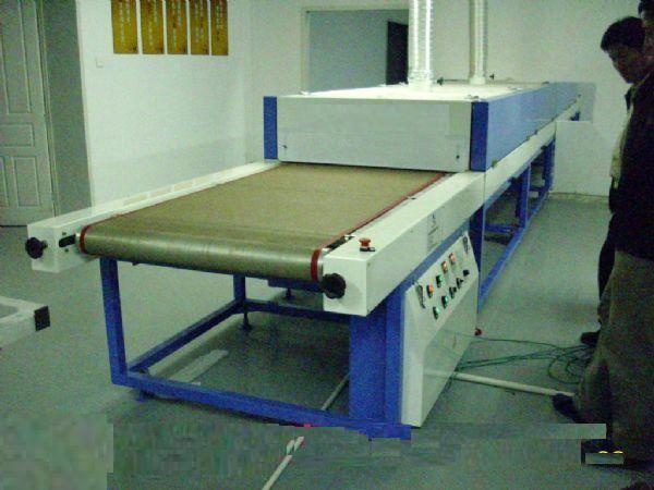 四氟輸送帶、鐵氟龍輸送帶與特氟龍高溫輸送帶 特性、應(yīng)用與通用件選擇